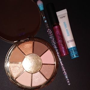 Tarté Make-Up Set With Bonus Free Makeup Brush
